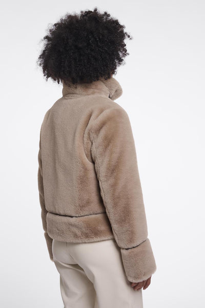 Short faux fur jacket