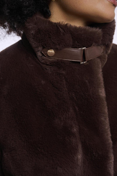 Short faux fur jacket
