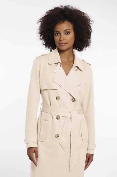 Double breasted trenchcoat