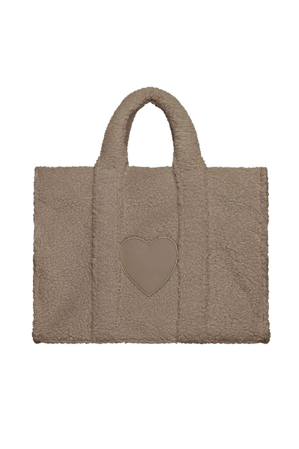 Teddy shopper with heart sand