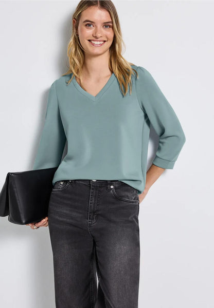 v-neck silk look shirt w.gath