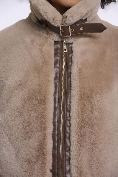 Short faux fur jacket