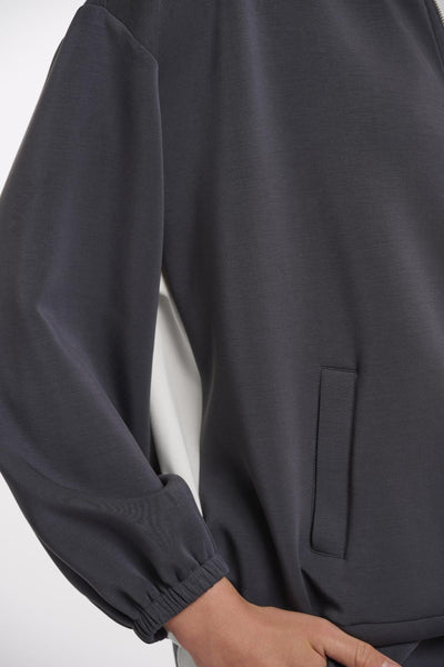 Balloon sleeve jacket with fro