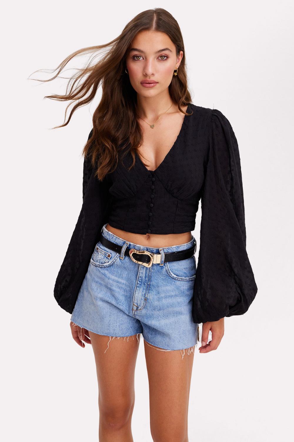 Blouse girls unite