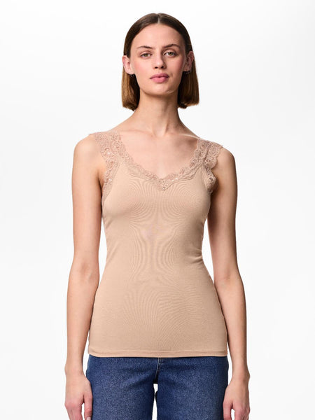 PCBARBERA LACE TOP NOOS