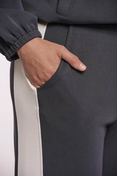 Regular length sweat pants