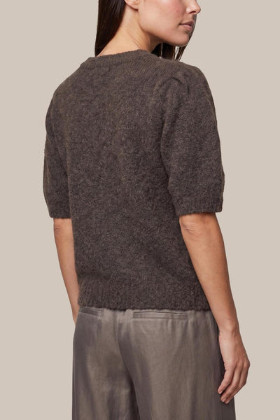 Eiléan knitting sweater