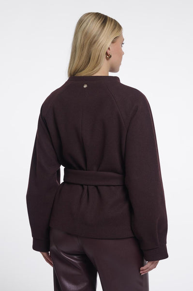 Short coat with collar