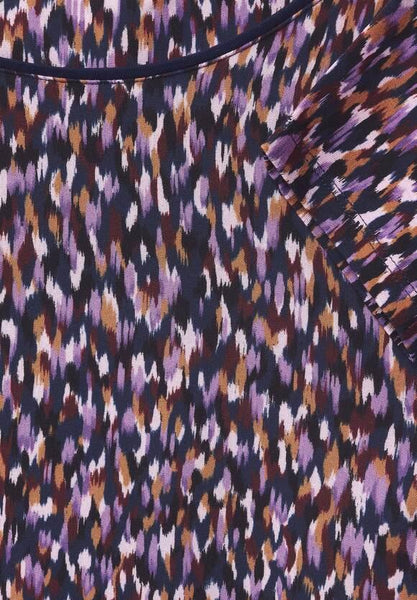minimal printed Style Evi