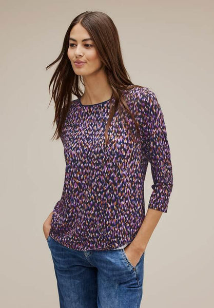 minimal printed Style Evi
