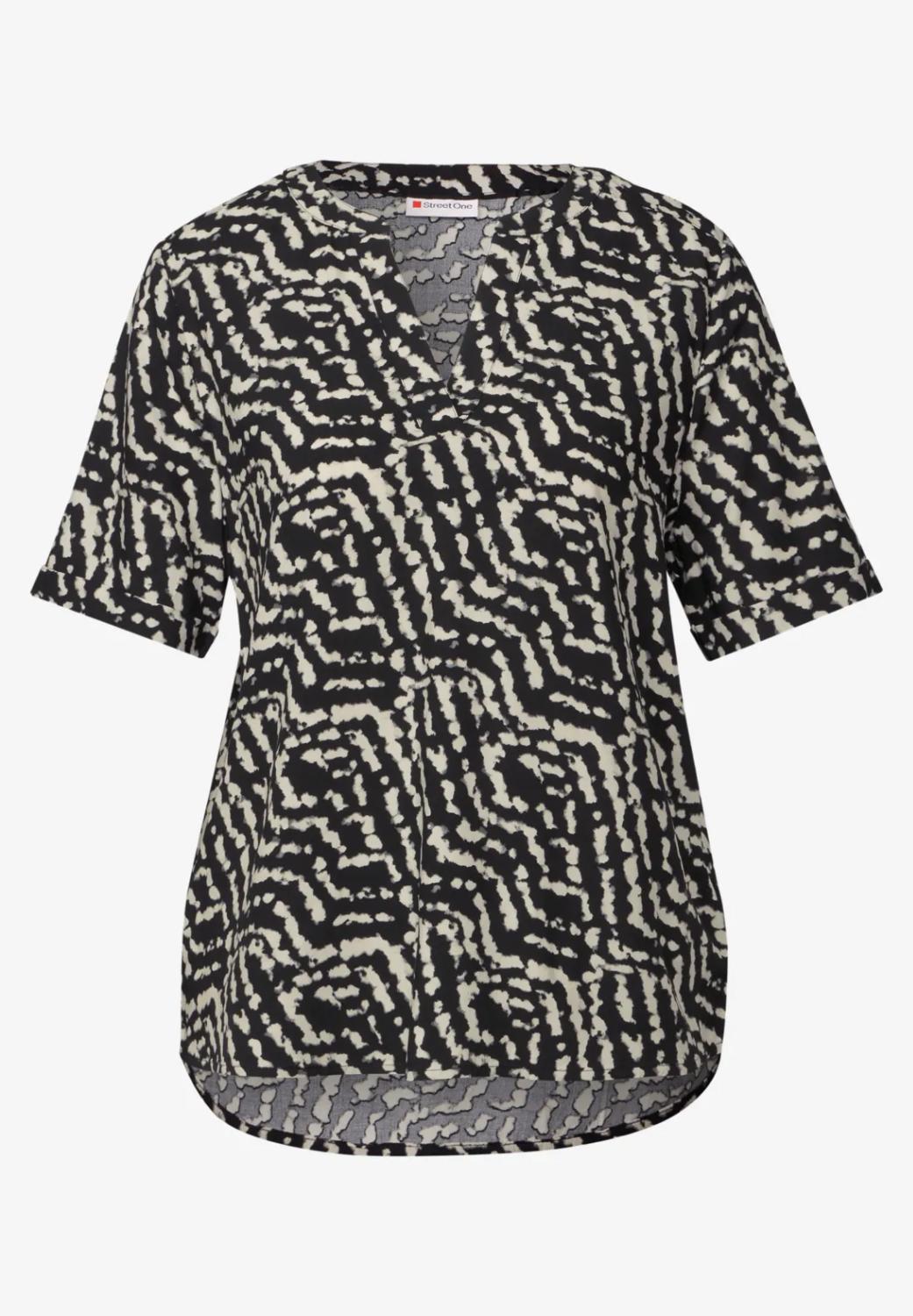 LTD QR Splitneck blouse w tur