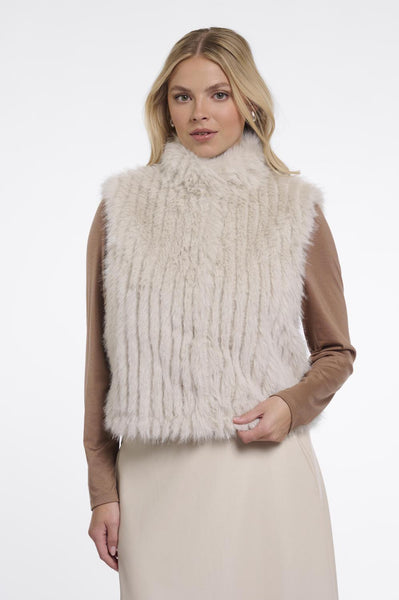Waistcoat with closure