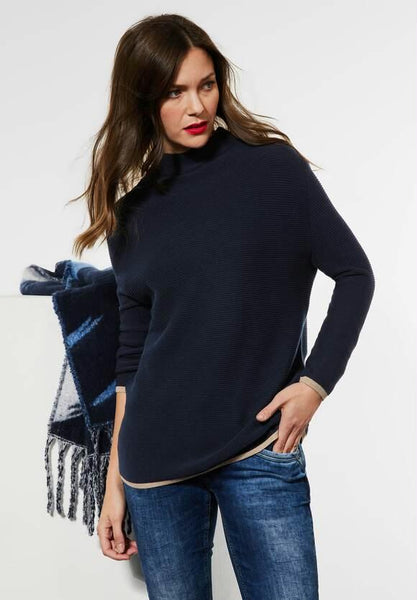 structured sweater stand up c