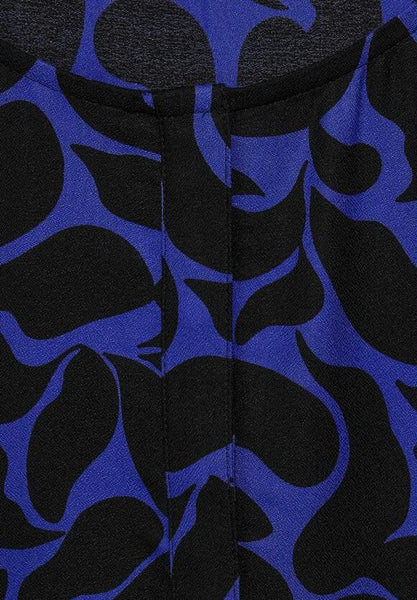 LTD QR Printed blouse w shoul