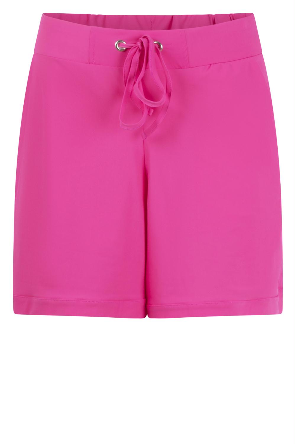 Travel short 233Esmee