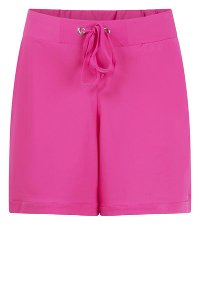 Travel short 233Esmee